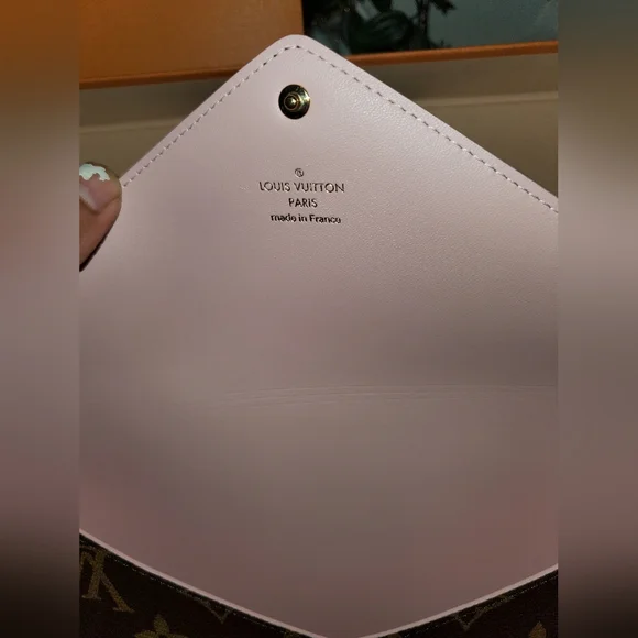 Louis Vuitton Kirigami Monogram - Picture 8 of 10